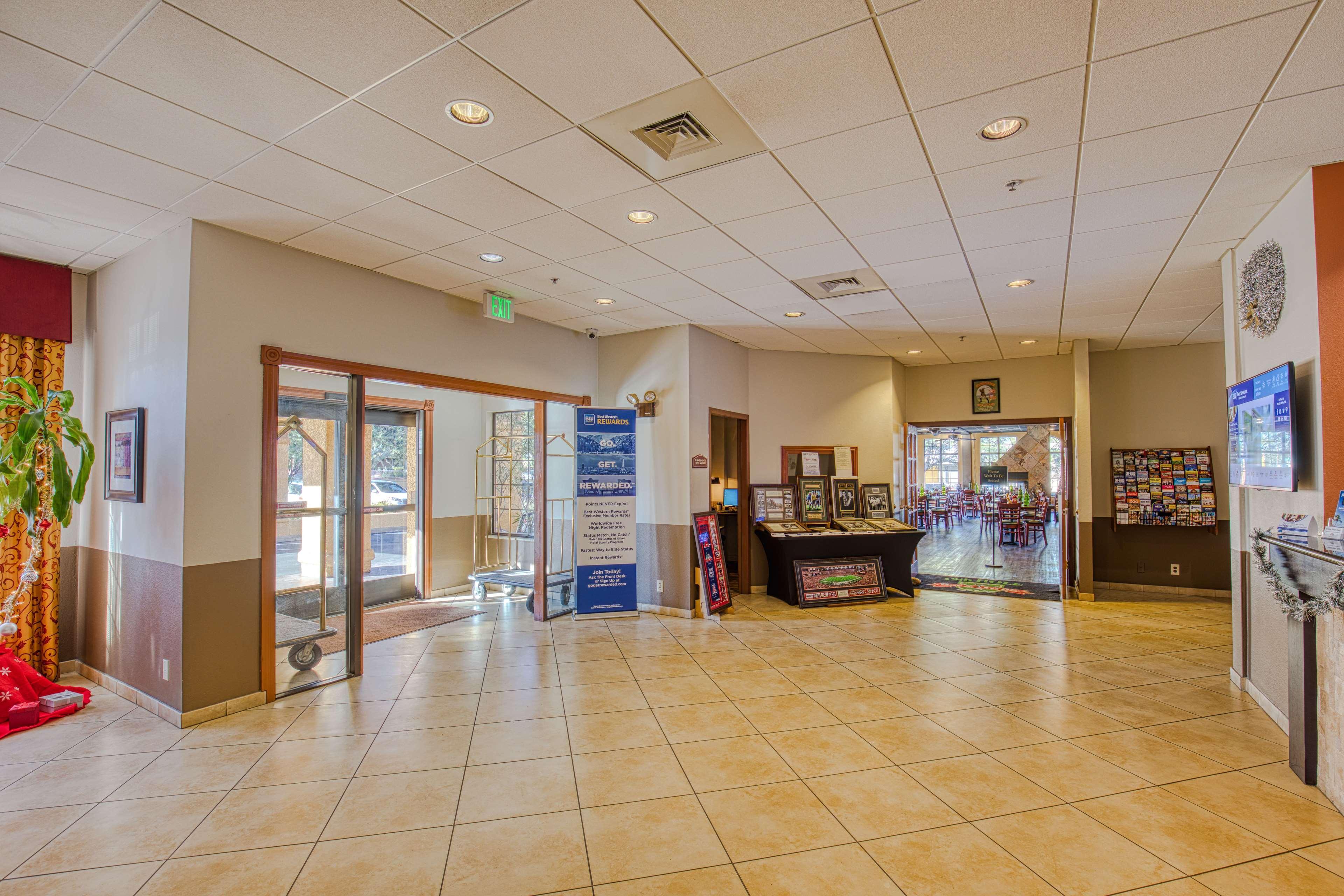 Best Western Green Valley Inn Exterior photo